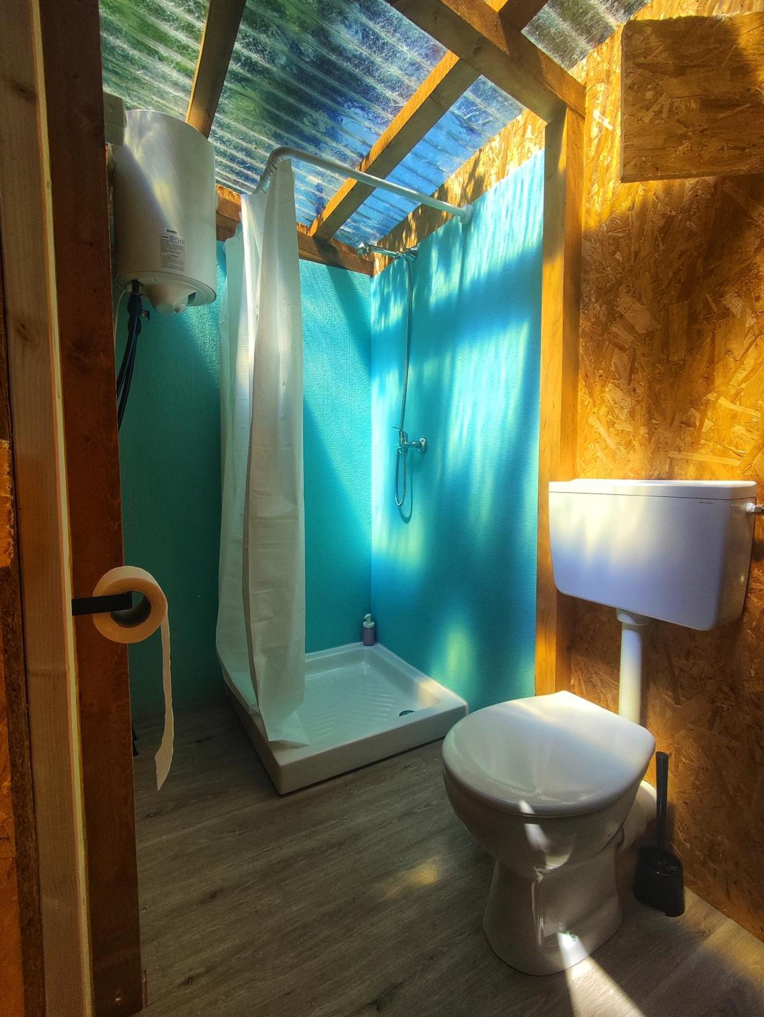 La Tana Nel Bosco Di Casa Amilton Ponzanello Exterior foto